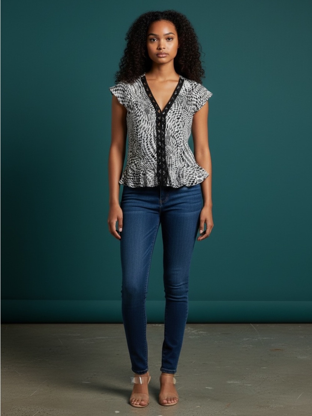 Milano Vintage Y2K Geometric Animal Print Lace V-Neck Blouse | Size L | like new